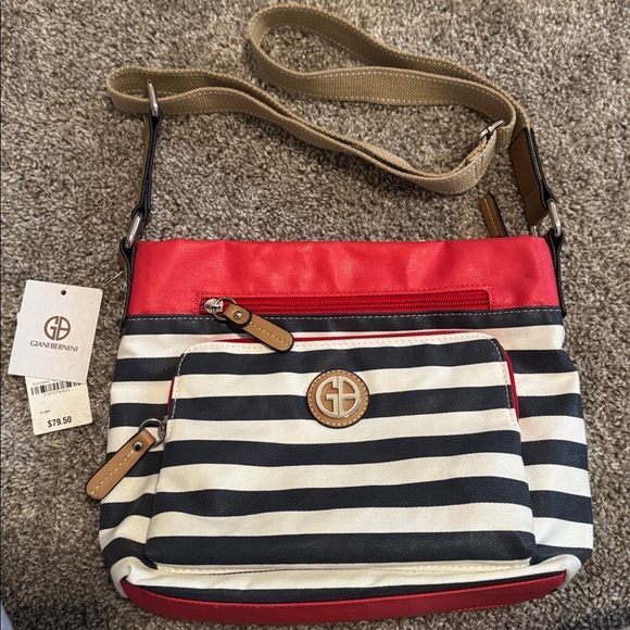 Giani Bernini Handbags - Giani Bernini Poppy Crossbody Purse